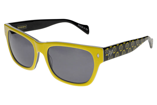 The 45's - Mooneyes x Tres Noir - Yellow + Black - Polarized Smoke Lens angle