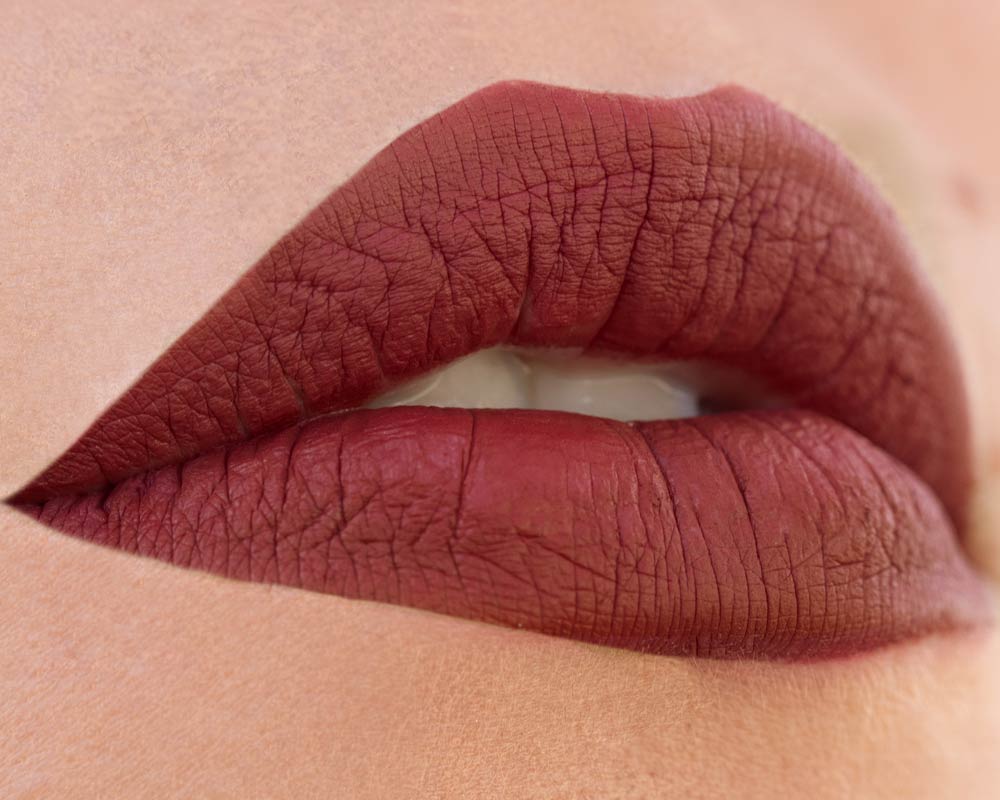 Suavecita Dancing Queen Lip Swatch