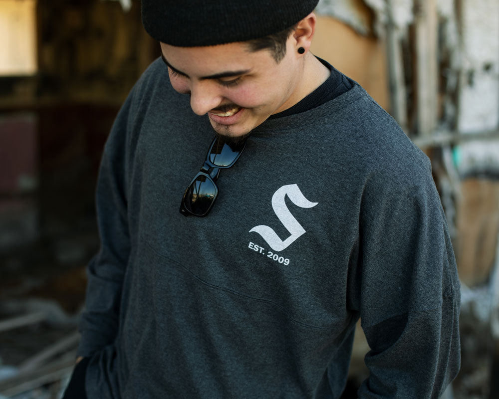 Grey Spirit Jersey - Lifestyle